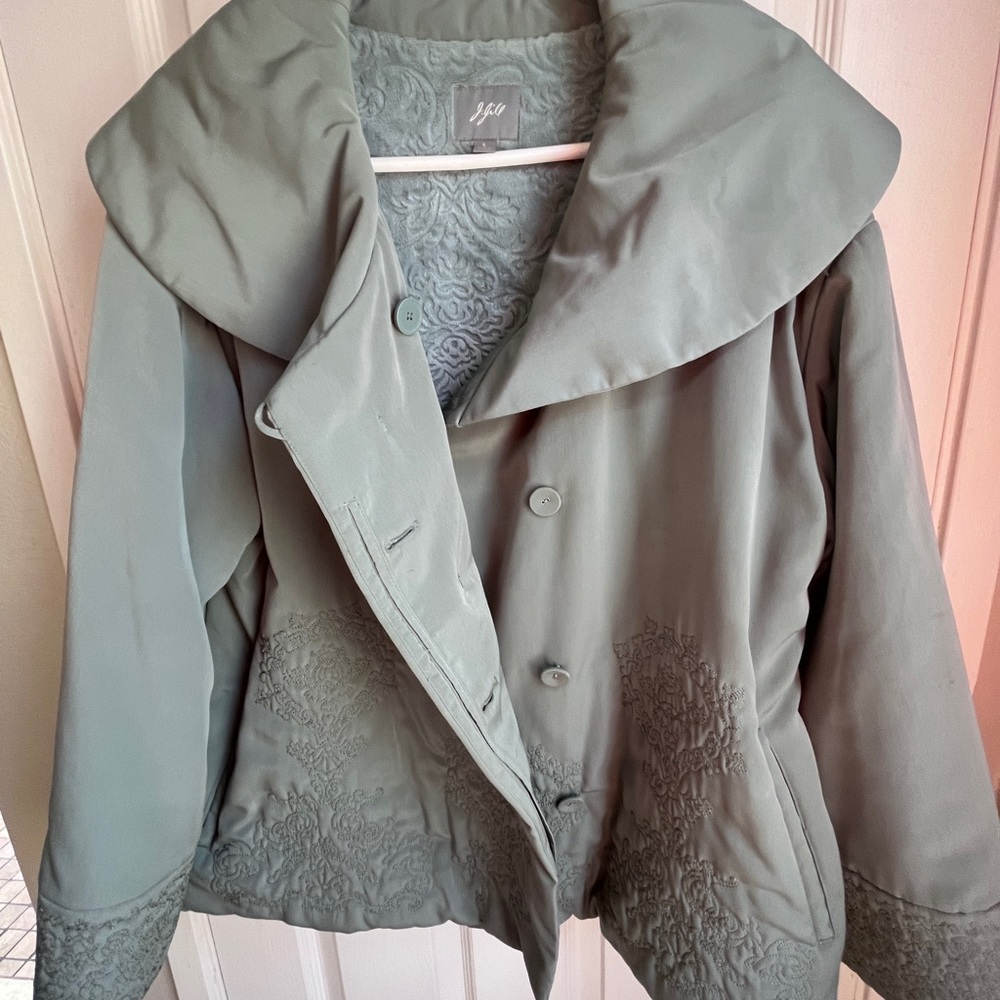 J. Jill Sage Green Velvet Lined Embroidered Jacket with Shawl Color Size L